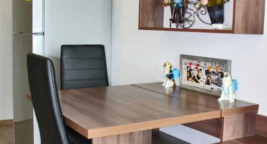 Wohnung zur Miete mit 1 Zimmer in Bang Rak, Bangkok