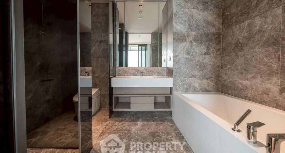 For rent 1 bed condo in Khlong San, Bangkok