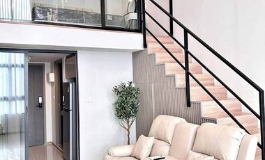 For rent 1 bed condo in Huai Khwang, Bangkok