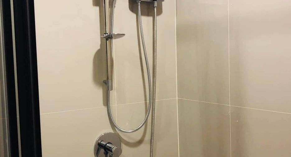 Wohnung zur Miete mit 1 Zimmer in Huai Khwang, Bangkok