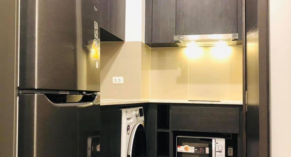 Wohnung zur Miete mit 1 Zimmer in Huai Khwang, Bangkok