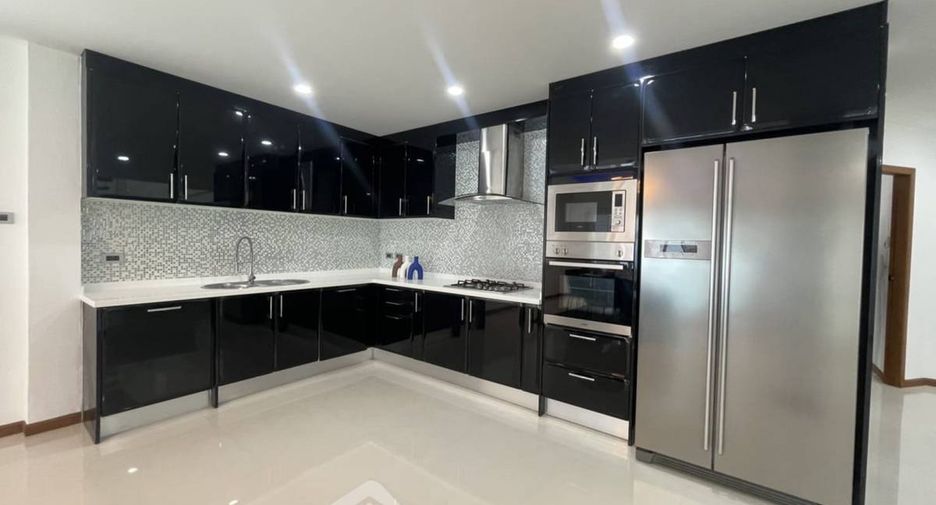Villa zur Miete mit 4 Zimmer in Jomtien, Pattaya