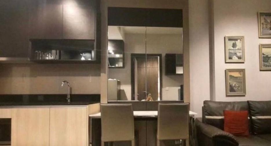 Condo en alquiler de 1 habitaciones en Khlong Toei, Bangkok