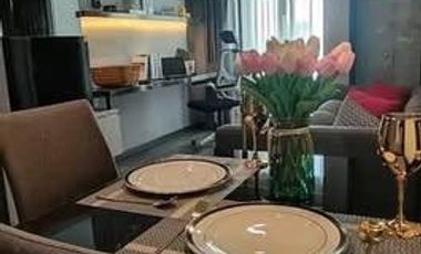 Condo en alquiler de 1 habitaciones en Bang Rak, Bangkok