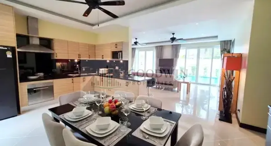 For rent and for sale 4 bedrooms house in Bang Lamung, Chonburi