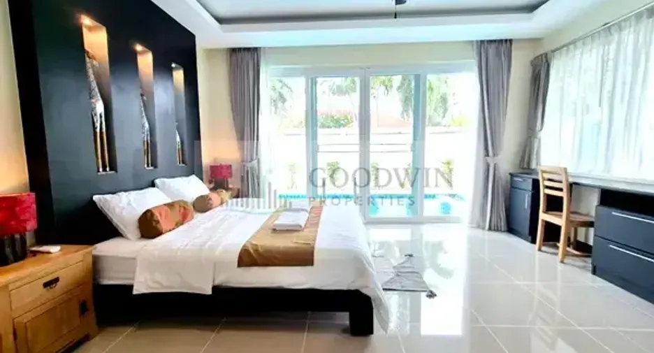 For rent and for sale 4 bedrooms house in Bang Lamung, Chonburi