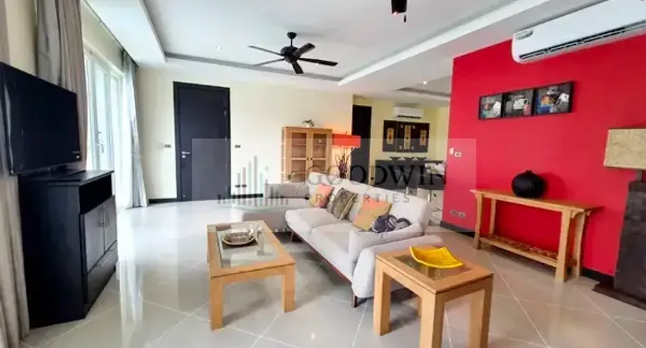 For rent and for sale 4 bedrooms house in Bang Lamung, Chonburi