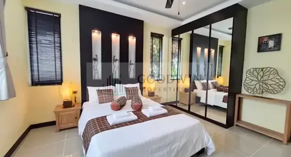 For rent and for sale 4 bedrooms house in Bang Lamung, Chonburi