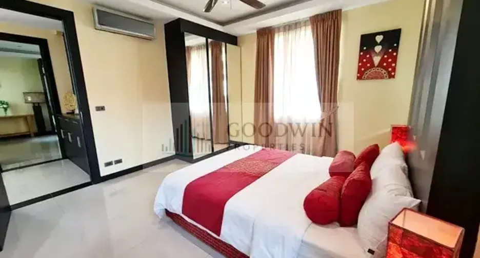 For rent and for sale 4 bedrooms house in Bang Lamung, Chonburi