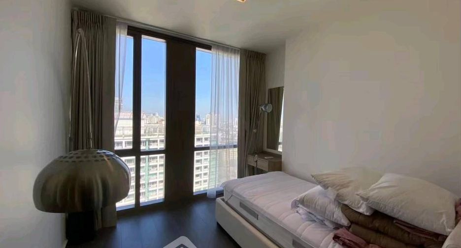 For rent 2 bedrooms condo in Khlong Toei, Bangkok