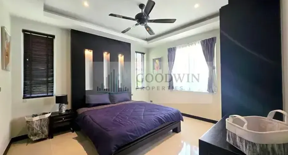 À vendre 4 chambres maison à Bang Lamung, Chonburi