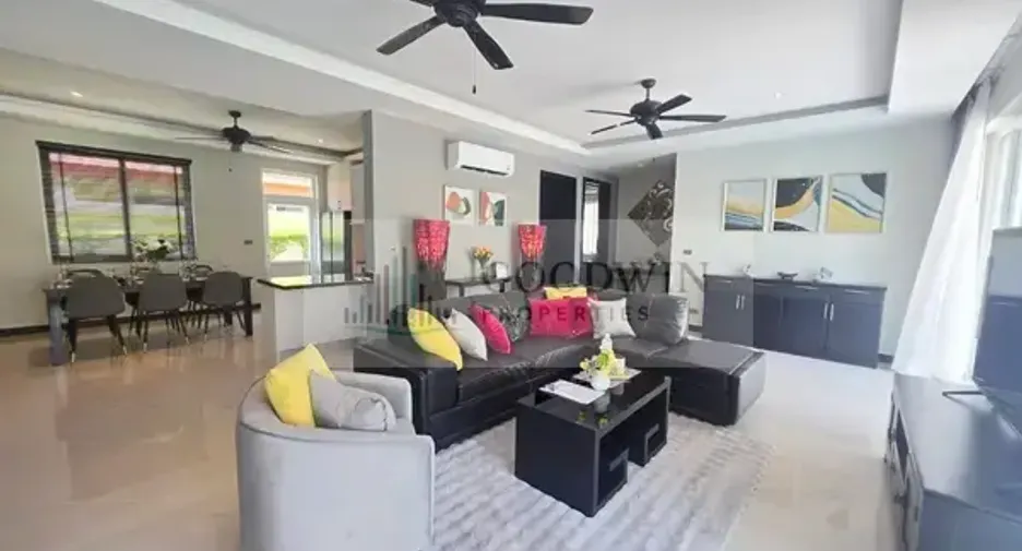 À vendre 4 chambres maison à Bang Lamung, Chonburi