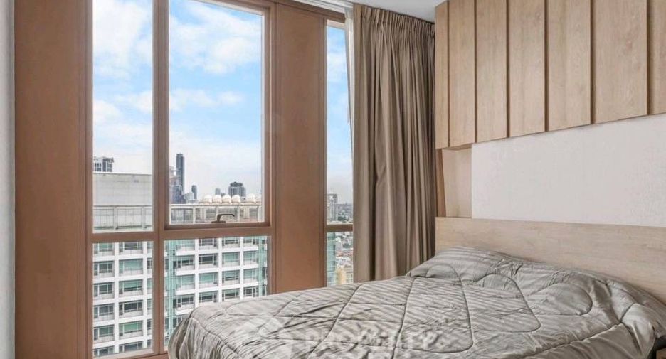 For rent 2 bedrooms condo in Khlong Toei, Bangkok