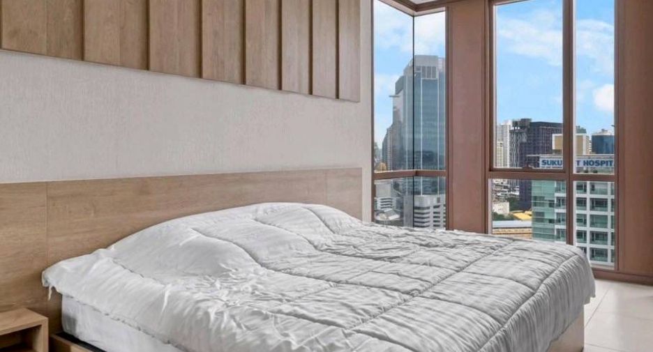For rent 2 bedrooms condo in Khlong Toei, Bangkok