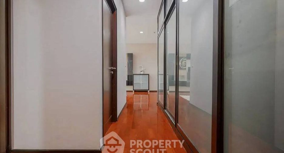 Condo en alquiler de 2 habitaciones en Watthana, Bangkok