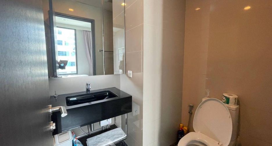 Condo en alquiler de 1 habitaciones en Khlong Toei, Bangkok