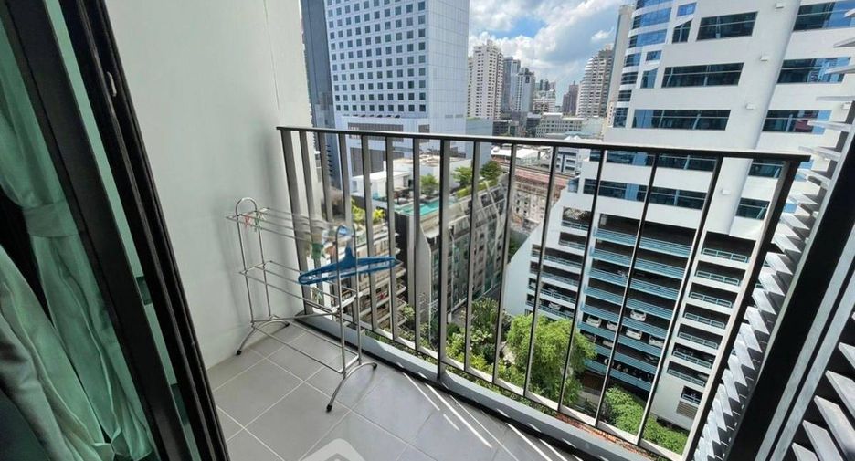 Condo en alquiler de 1 habitaciones en Khlong Toei, Bangkok