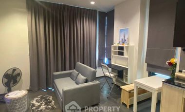 Condo en alquiler de 1 habitaciones en Khlong Toei, Bangkok