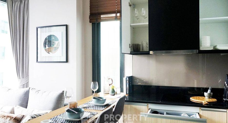 Condo en alquiler de 1 habitaciones en Khlong Toei, Bangkok