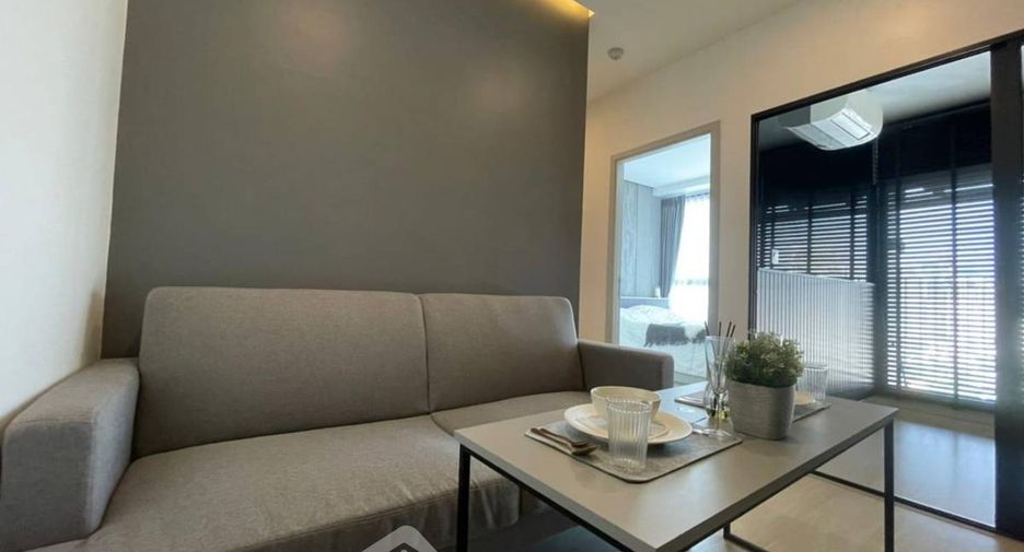 Condo en alquiler de 1 habitaciones en Sathon, Bangkok