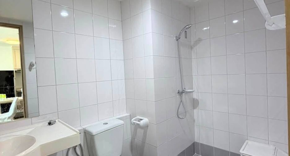 For rent 2 bedrooms condo in Rat Burana, Bangkok