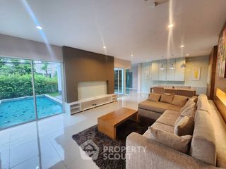 Haus zur Miete mit 3 Zimmer in Prawet, Bangkok
