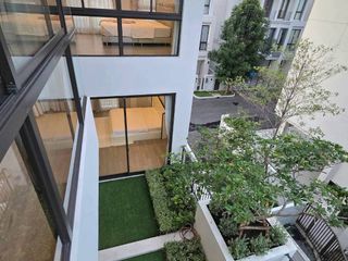 出租 5 卧室 独立屋 在 Lat Krabang, 曼谷