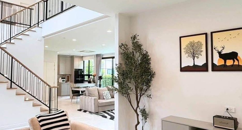 For rent 4 bedrooms house in Saphan Sung, Bangkok