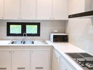 For rent 4 bedrooms house in Saphan Sung, Bangkok