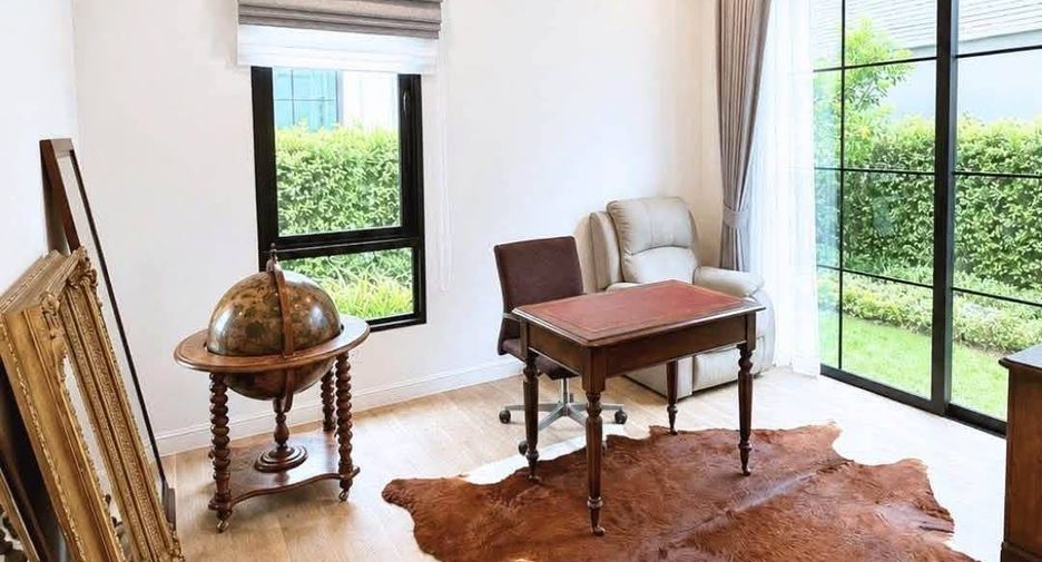 For rent 4 bedrooms house in Saphan Sung, Bangkok