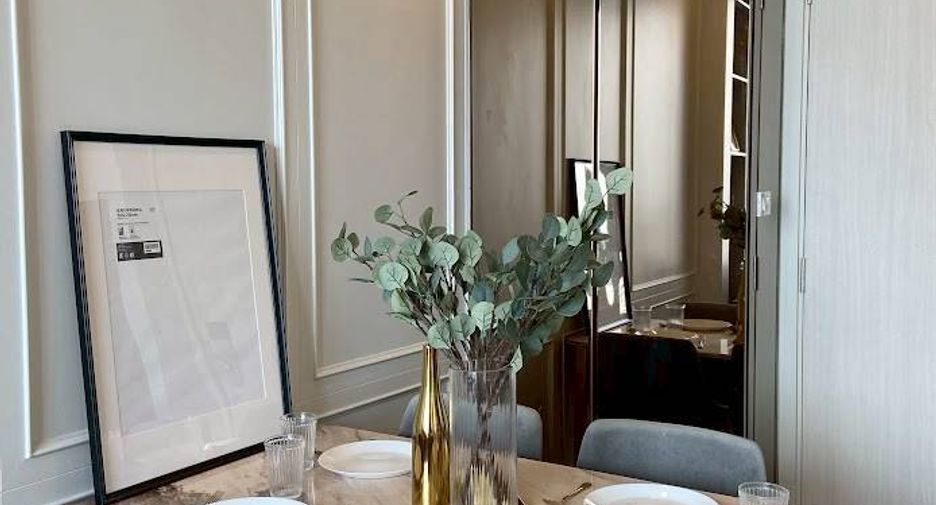 For rent 2 bedrooms condo in Khlong Toei, Bangkok