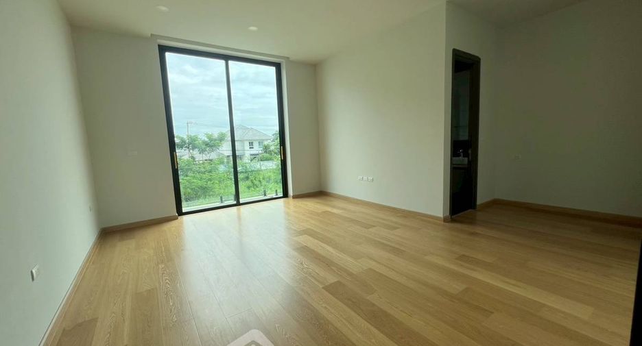 For rent 4 ベッドルーム house in Bang Khen, Bangkok