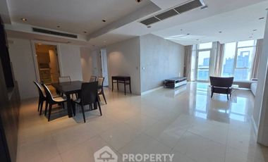 À louer 3 chambres condo à Pathum Wan, Bangkok