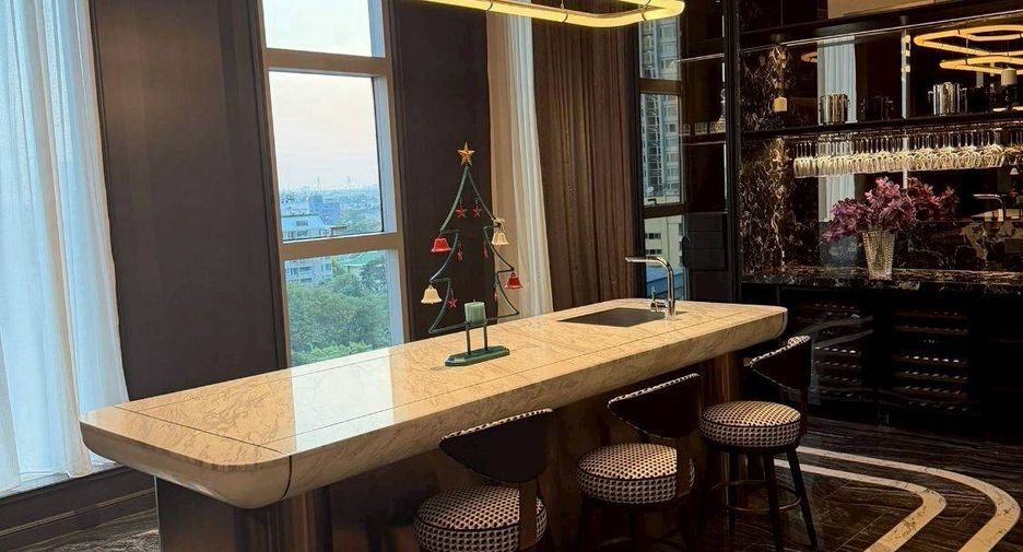 For rent 1 bed condo in Khlong Toei, Bangkok