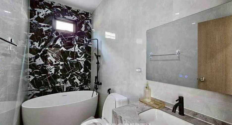 For rent 3 bedrooms house in Bang Lamung, Chonburi
