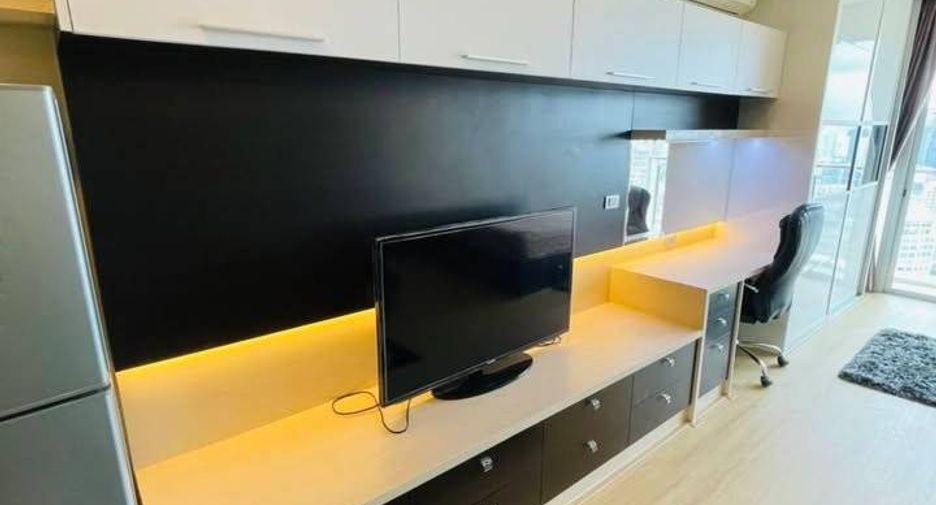 For rent 1 Beds condo in Khlong Toei, Bangkok