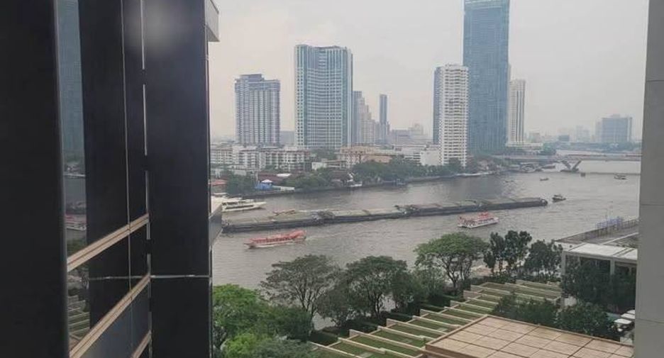 Condo en alquiler de 2 habitaciones en Bang Kho Laem, Bangkok