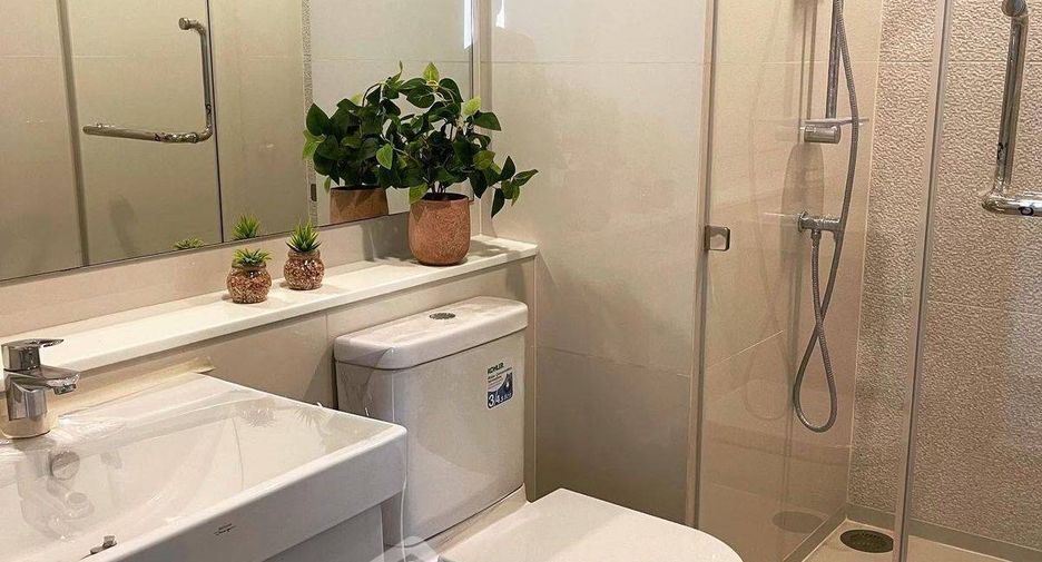 For rent 2 bedrooms condo in Phra Khanong, Bangkok