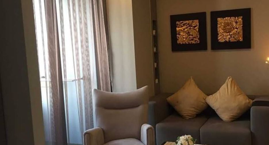À louer 1 chambre condo à Bang Rak, Bangkok