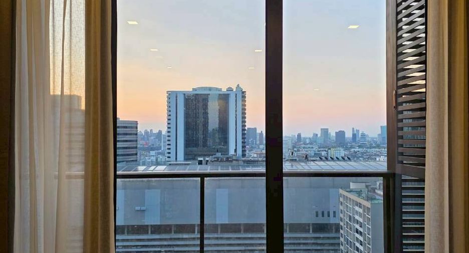 For rent 1 bed condo in Huai Khwang, Bangkok