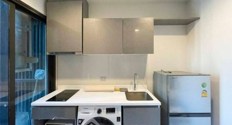 Condo en alquiler de 1 habitaciones en Huai Khwang, Bangkok