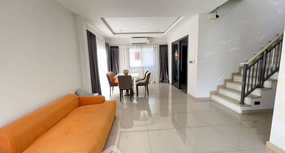 出租 3 卧室 独立屋 在 Bang Lamung, Chon Buri