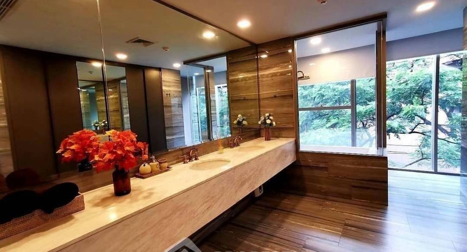 Wohnung zur Miete mit 3 Zimmer in Watthana, Bangkok
