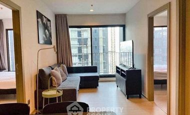 For rent 2 bedrooms condo in Huai Khwang, Bangkok