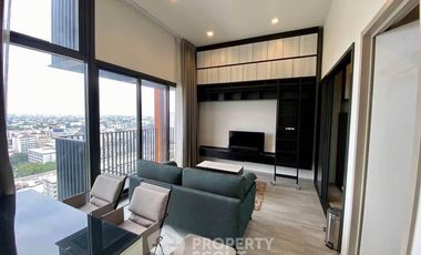 Condo en alquiler de 2 habitaciones en Phra Khanong, Bangkok