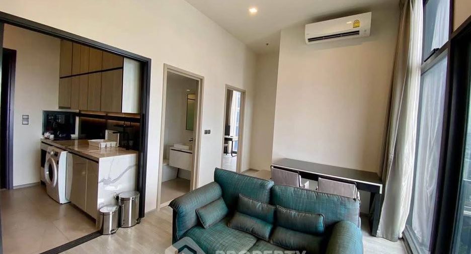 For rent 2 bedrooms condo in Phra Khanong, Bangkok