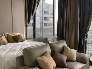 Wohnung zur Miete mit 1 Zimmer in Bang Rak, Bangkok