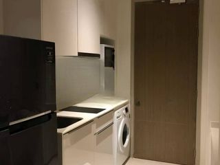 Wohnung zur Miete mit 1 Zimmer in Bang Rak, Bangkok