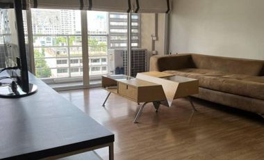 Condo en alquiler de 2 habitaciones en Khlong Toei, Bangkok