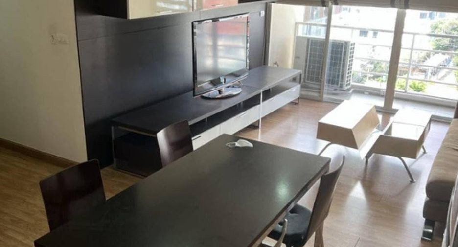 Condo en alquiler de 2 habitaciones en Khlong Toei, Bangkok